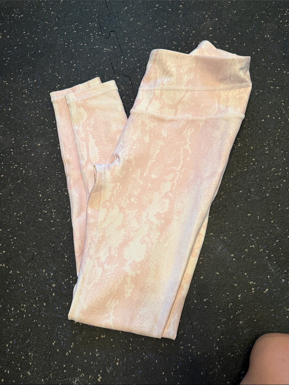 Calia sz Sm pink snake skin python print leggings. new no tags